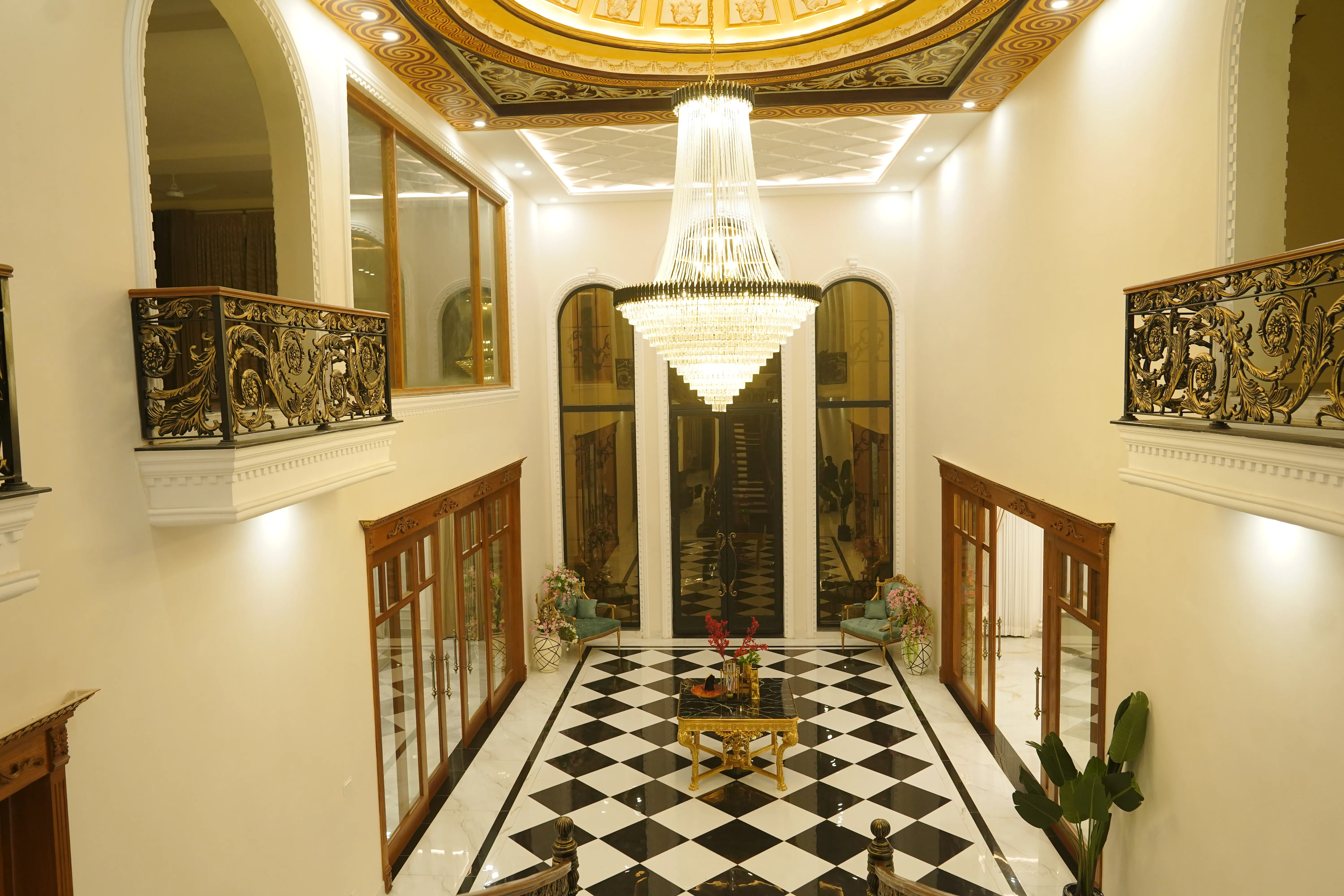 top construction companies in Lahore